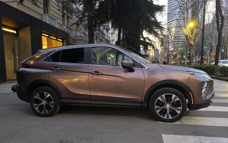 Mitsubishi Eclipse Cross, 2021 год, 2 250 000 рублей, 2 фотография