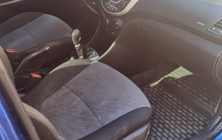 Hyundai Solaris II рестайлинг, 2011 год, 539 000 рублей, 8 фотография