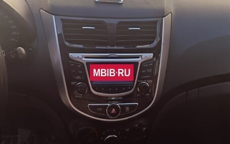 Hyundai Solaris II рестайлинг, 2011 год, 539 000 рублей, 9 фотография