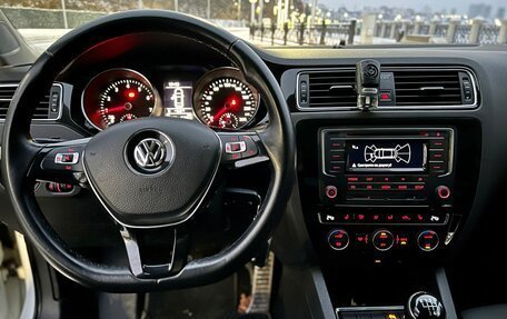Volkswagen Jetta VI, 2017 год, 1 777 777 рублей, 3 фотография