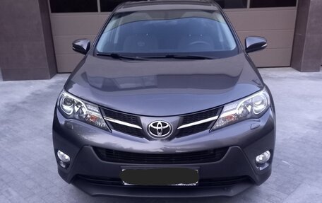Toyota RAV4, 2013 год, 1 625 000 рублей, 4 фотография
