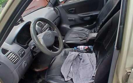 Hyundai Accent II, 2005 год, 335 000 рублей, 1 фотография