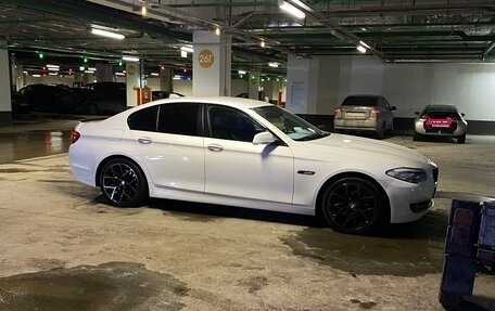 BMW 5 серия, 2013 год, 1 750 000 рублей, 3 фотография