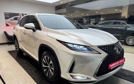 Lexus RX IV рестайлинг, 2021 год, 5 099 000 рублей, 4 фотография
