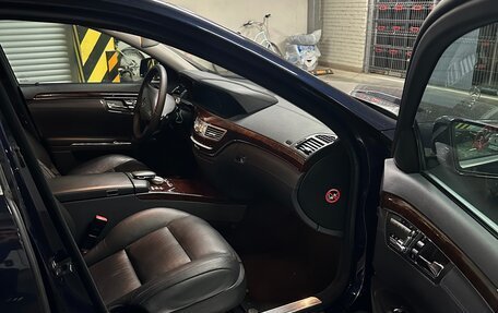 Mercedes-Benz S-Класс, 2010 год, 2 700 000 рублей, 11 фотография