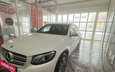 Mercedes-Benz GLC, 2018 год, 3 300 000 рублей, 4 фотография