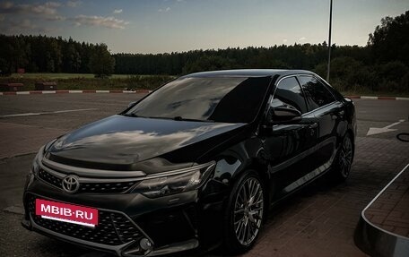 Toyota Camry, 2015 год, 2 399 999 рублей, 3 фотография