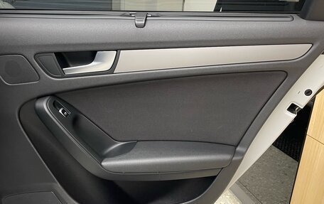 Audi A4, 2012 год, 1 155 000 рублей, 16 фотография
