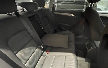 Audi A4, 2012 год, 1 155 000 рублей, 17 фотография