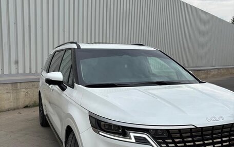 KIA Carnival, 2022 год, 5 300 000 рублей, 2 фотография
