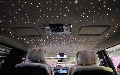 Rolls-Royce Phantom VIII, 2018 год, 47 000 000 рублей, 12 фотография