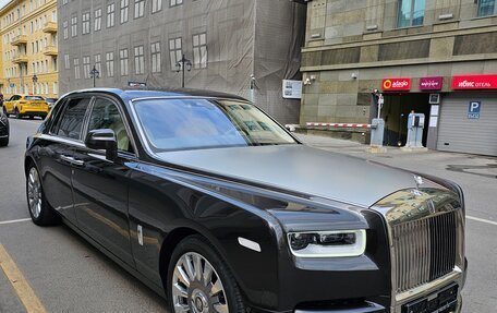 Rolls-Royce Phantom VIII, 2018 год, 47 000 000 рублей, 3 фотография