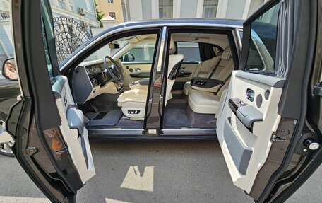 Rolls-Royce Phantom VIII, 2018 год, 47 000 000 рублей, 11 фотография