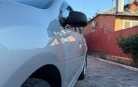 Renault Logan II, 2017 год, 615 000 рублей, 25 фотография