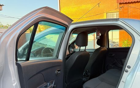 Renault Logan II, 2017 год, 615 000 рублей, 29 фотография