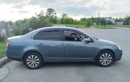 Volkswagen Jetta VI, 2009 год, 890 000 рублей, 13 фотография
