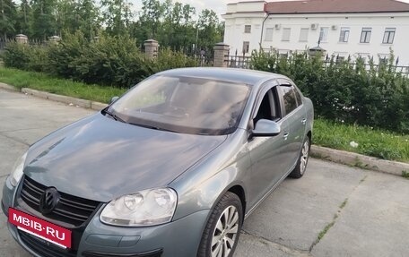 Volkswagen Jetta VI, 2009 год, 890 000 рублей, 11 фотография