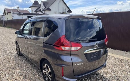 Honda Freed II, 2018 год, 1 290 000 рублей, 7 фотография