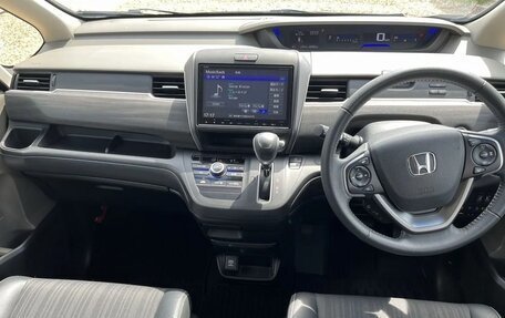 Honda Freed II, 2018 год, 1 290 000 рублей, 11 фотография
