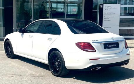 Mercedes-Benz E-Класс, 2018 год, 3 450 000 рублей, 2 фотография