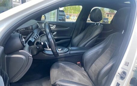 Mercedes-Benz E-Класс, 2018 год, 3 450 000 рублей, 6 фотография