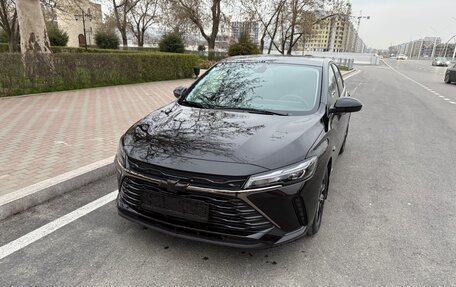 Chevrolet Monza, 2024 год, 1 845 000 рублей, 4 фотография
