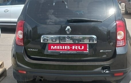 Renault Duster I рестайлинг, 2013 год, 900 000 рублей, 2 фотография