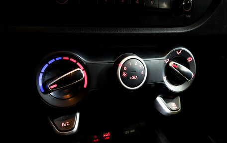 KIA Rio IV, 2020 год, 975 000 рублей, 24 фотография
