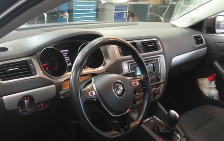 Volkswagen Jetta VI, 2018 год, 1 377 000 рублей, 5 фотография