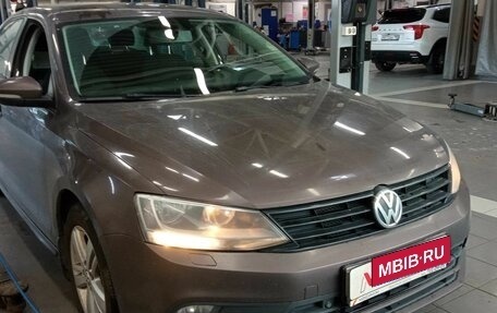 Volkswagen Jetta VI, 2018 год, 1 377 000 рублей, 2 фотография