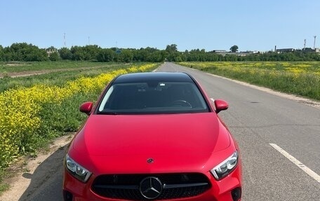 Mercedes-Benz A-Класс, 2018 год, 2 050 000 рублей, 1 фотография