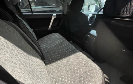 Toyota Land Cruiser Prado 150 рестайлинг 2, 2017 год, 3 699 000 рублей, 18 фотография