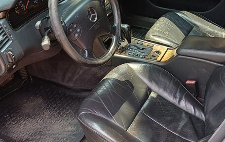 Mercedes-Benz E-Класс, 1998 год, 449 000 рублей, 3 фотография