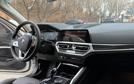 BMW 3 серия, 2021 год, 3 300 000 рублей, 12 фотография