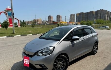 Honda Fit, 2020 год, 1 350 000 рублей, 3 фотография