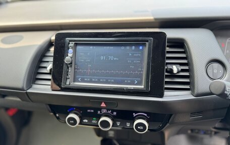 Honda Fit, 2020 год, 1 350 000 рублей, 23 фотография