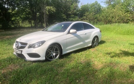 Mercedes-Benz E-Класс, 2015 год, 2 500 000 рублей, 2 фотография