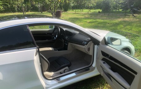 Mercedes-Benz E-Класс, 2015 год, 2 500 000 рублей, 8 фотография