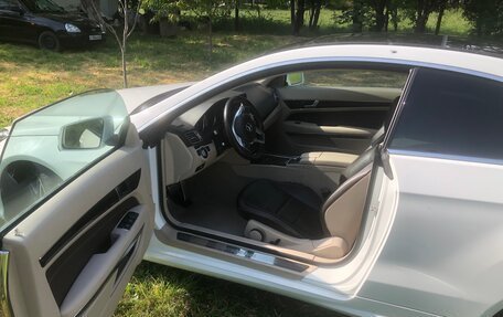 Mercedes-Benz E-Класс, 2015 год, 2 500 000 рублей, 7 фотография