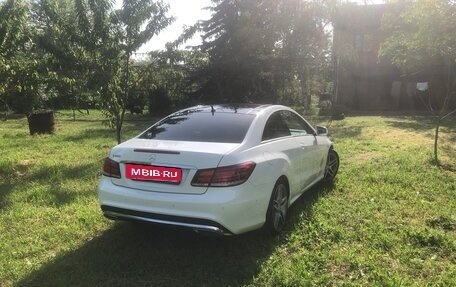Mercedes-Benz E-Класс, 2015 год, 2 500 000 рублей, 5 фотография
