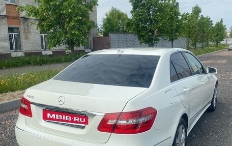 Mercedes-Benz E-Класс, 2012 год, 2 200 000 рублей, 4 фотография