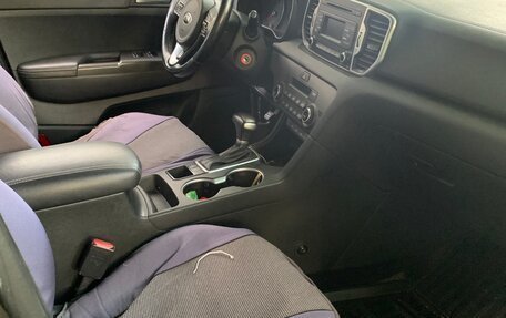 KIA Sportage IV рестайлинг, 2018 год, 2 200 000 рублей, 8 фотография