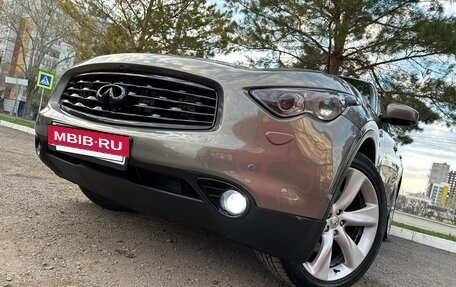 Infiniti FX II, 2008 год, 1 700 000 рублей, 8 фотография