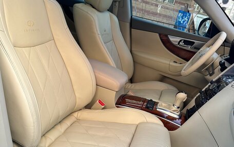 Infiniti FX II, 2008 год, 1 700 000 рублей, 19 фотография