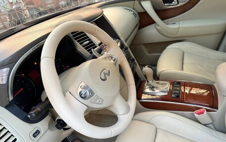 Infiniti FX II, 2008 год, 1 700 000 рублей, 25 фотография