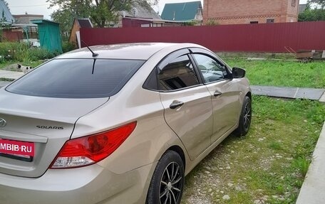 Hyundai Solaris II рестайлинг, 2011 год, 709 000 рублей, 5 фотография