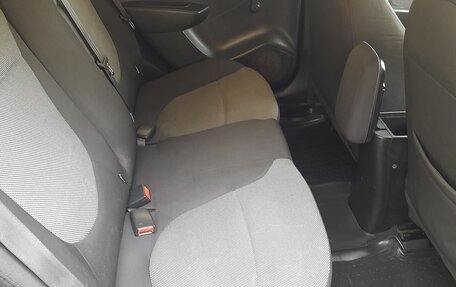 Hyundai Solaris II рестайлинг, 2011 год, 709 000 рублей, 11 фотография