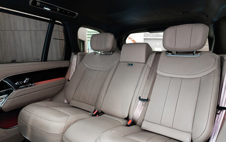 Land Rover Range Rover IV рестайлинг, 2024 год, 31 490 000 рублей, 17 фотография