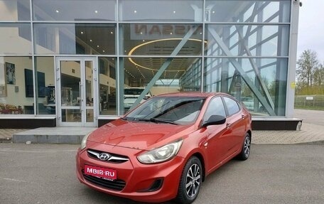 Hyundai Solaris II рестайлинг, 2012 год, 539 000 рублей, 1 фотография