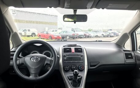 Toyota Auris II, 2008 год, 760 000 рублей, 5 фотография